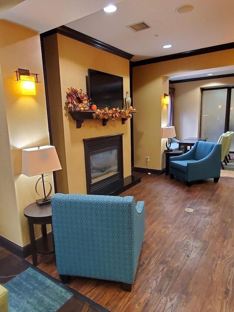 Hampton Inn Stow Εξωτερικό φωτογραφία