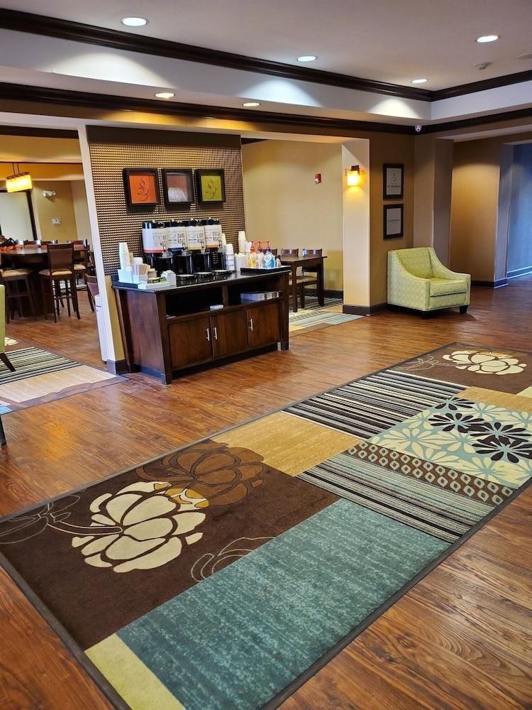 Hampton Inn Stow Εξωτερικό φωτογραφία