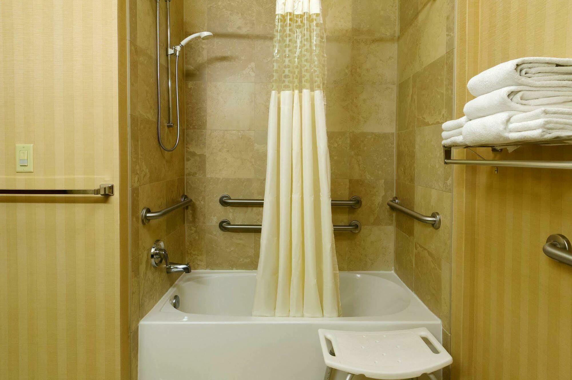 Hampton Inn Stow Εξωτερικό φωτογραφία